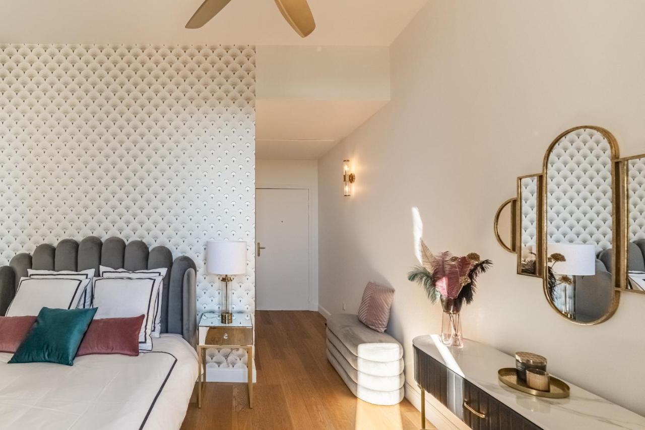 The Gatsby Room - Arrivee Autonome Narbonne Exterior photo