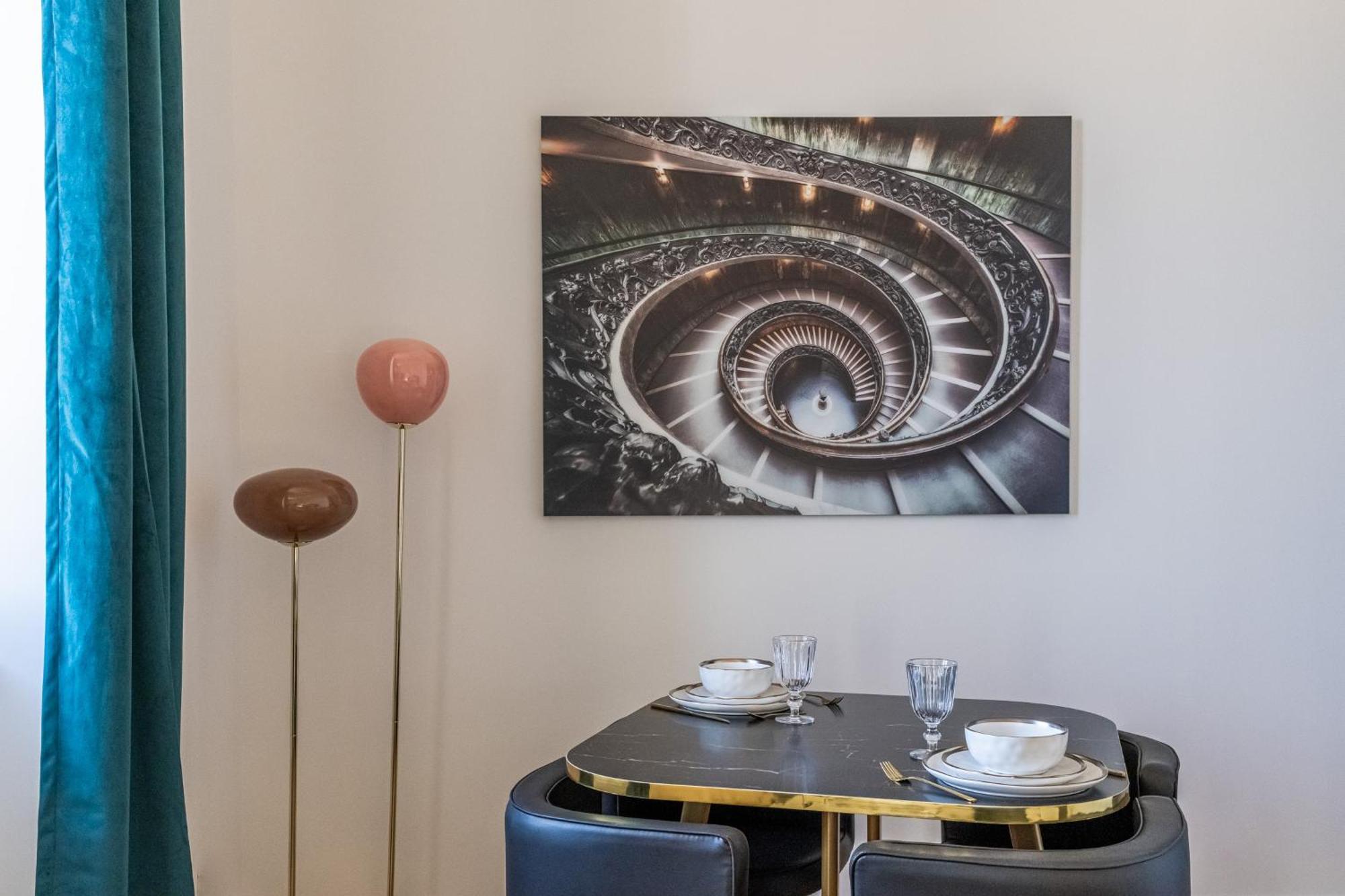 The Gatsby Room - 50M Des Halles Narbonne Exterior photo